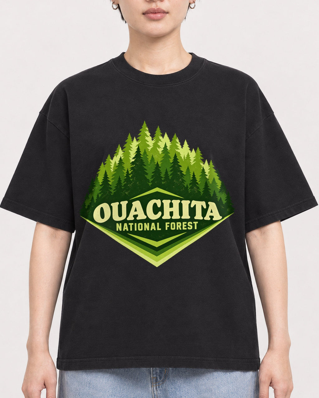 Mockup Boxy Heavyweight Tee Black female close-up 23