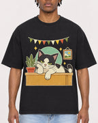 Mockup Boxy Heavyweight Tee Black male close-up 05