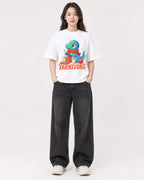 Mockup Boxy Heavyweight Tee White female full-body 03