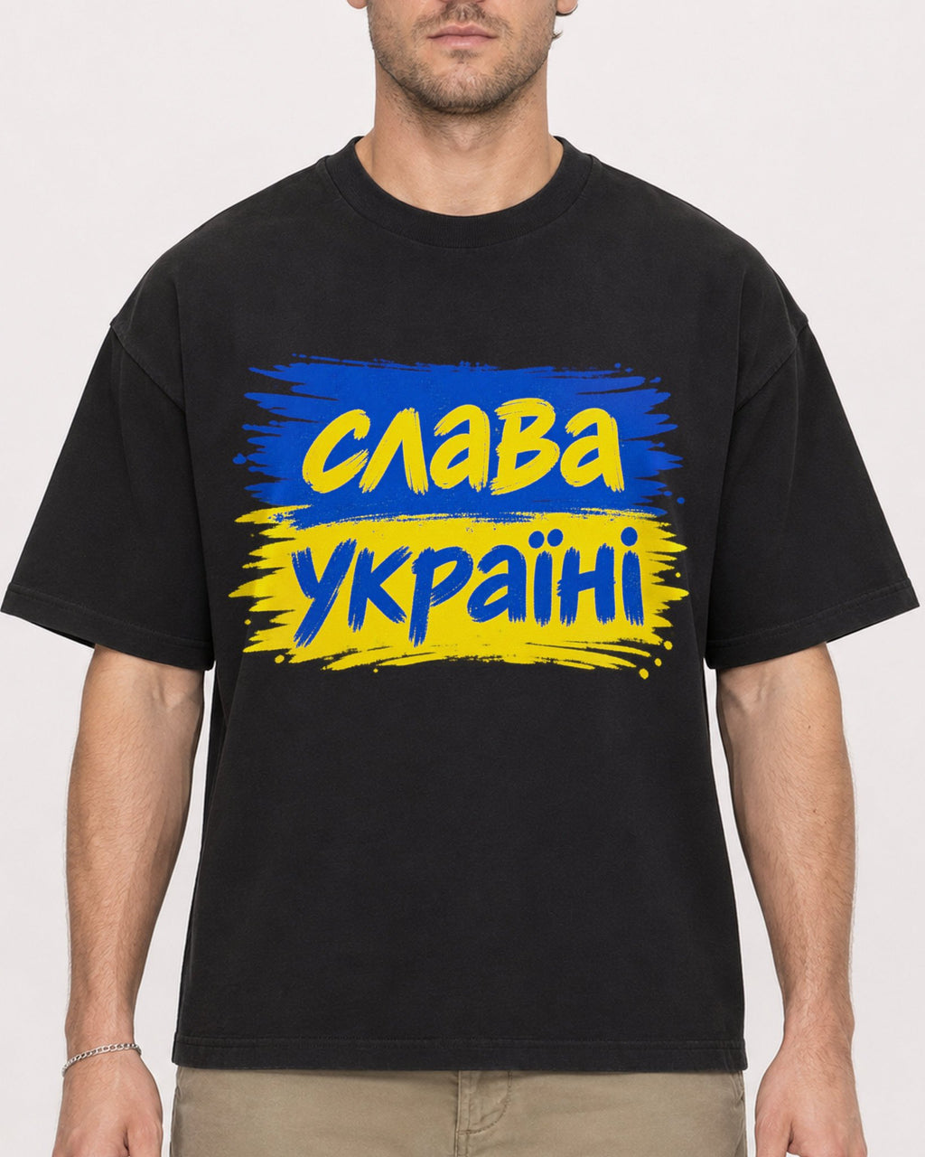 Mockup Boxy Heavyweight Tee Black male close-up 08