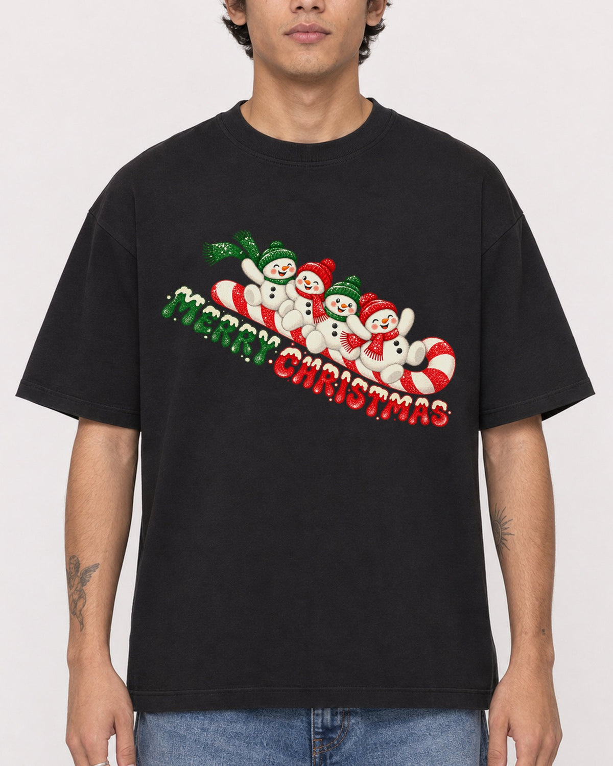 Mockup Boxy Heavyweight Tee Black male close-up 06