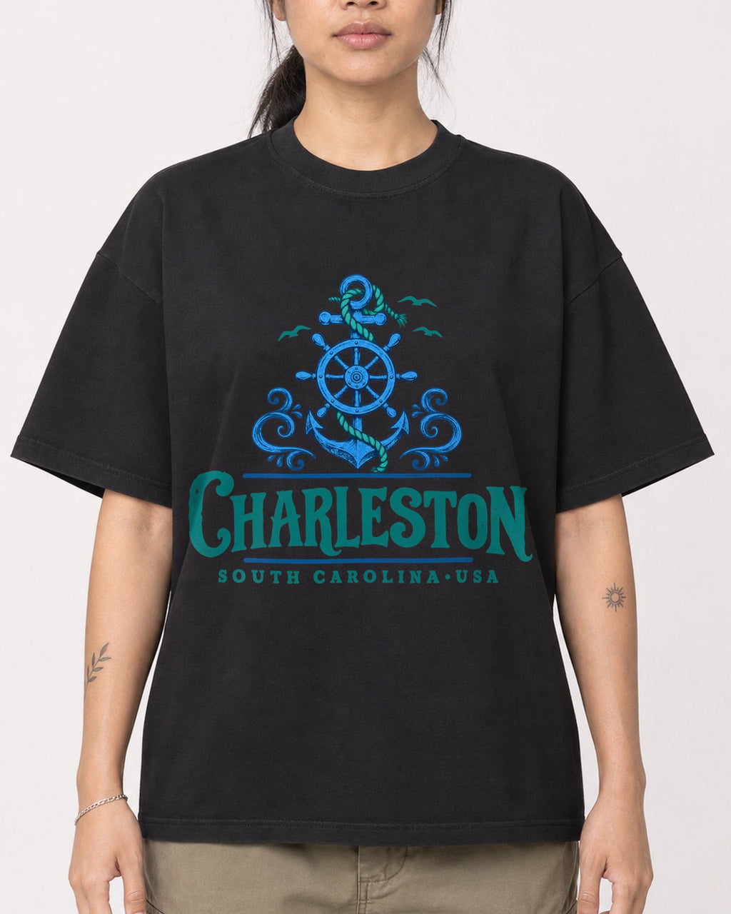 Mockup Boxy Heavyweight Tee Black female close-up 42