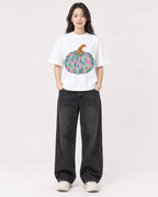 Mockup Boxy Heavyweight Tee White female full-body 03