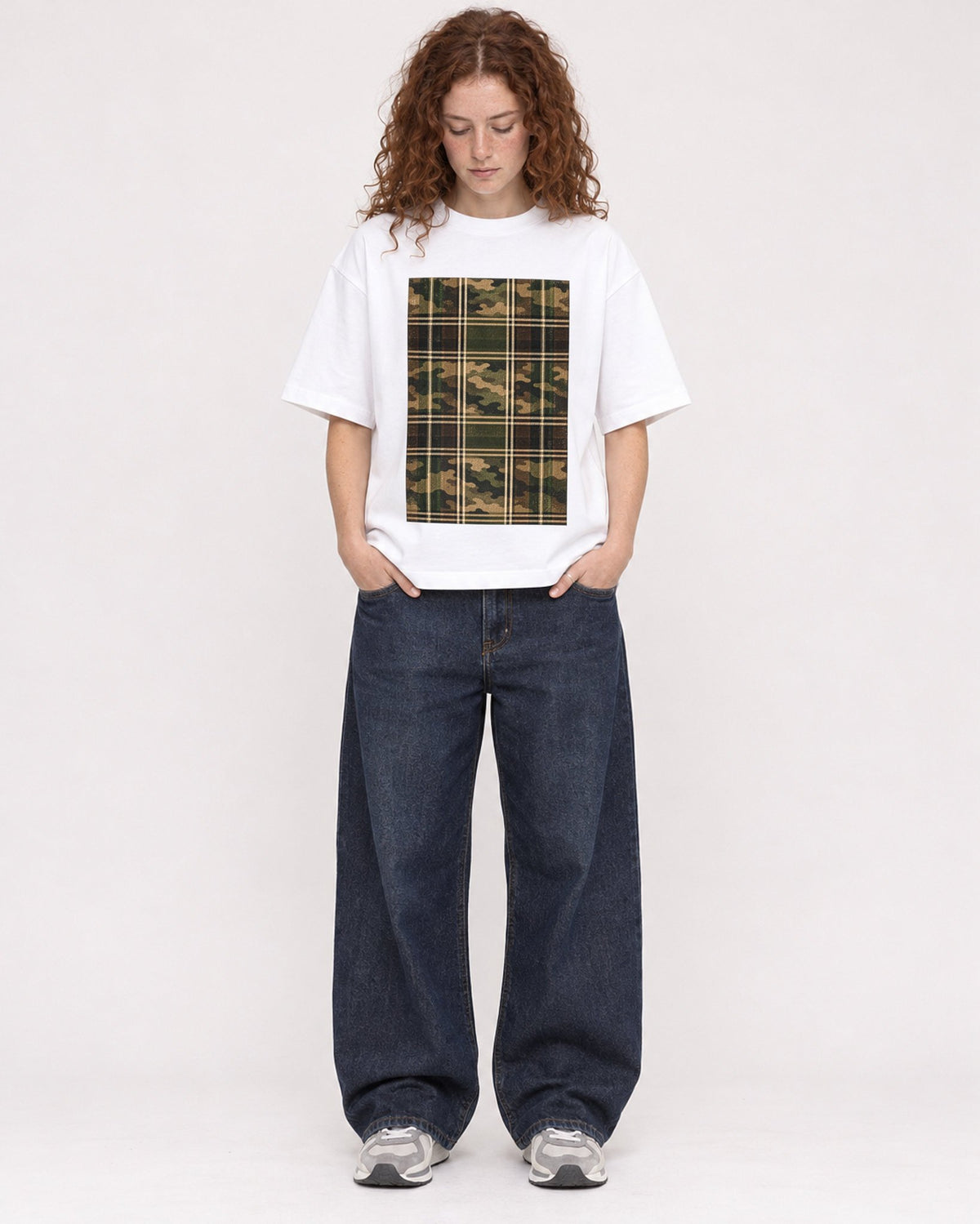Mockup Boxy Heavyweight Tee White female full-body 09