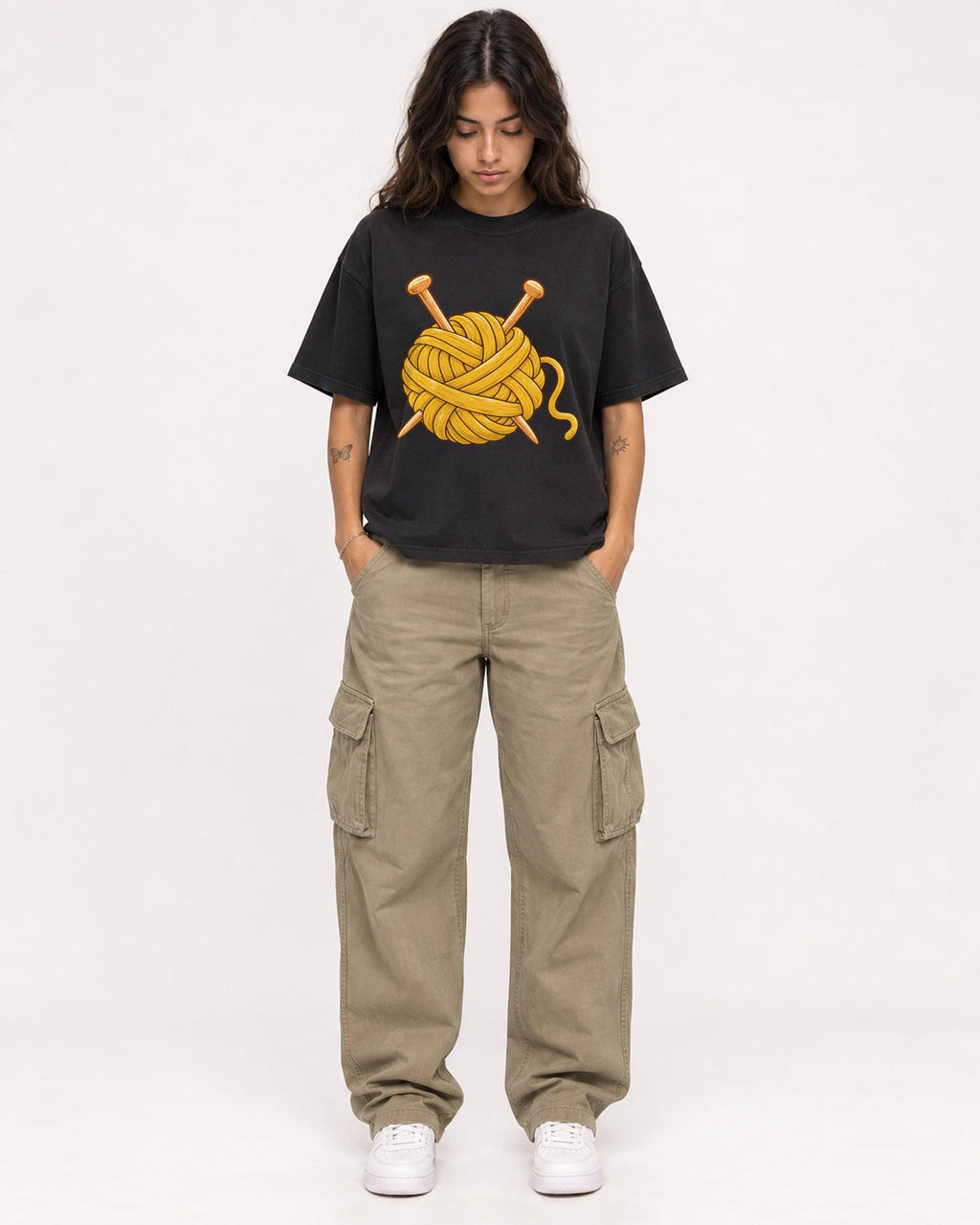 Mockup Boxy Heavyweight Tee Black female full-body 06