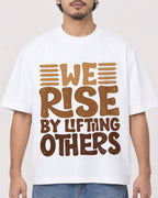 Mockup Boxy Heavyweight Tee White male close-up 02