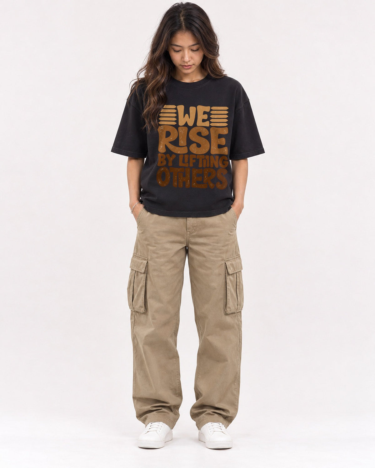Mockup Boxy Heavyweight Tee Black female full-body 02
