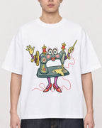 Mockup Boxy Heavyweight Tee White male close-up 01