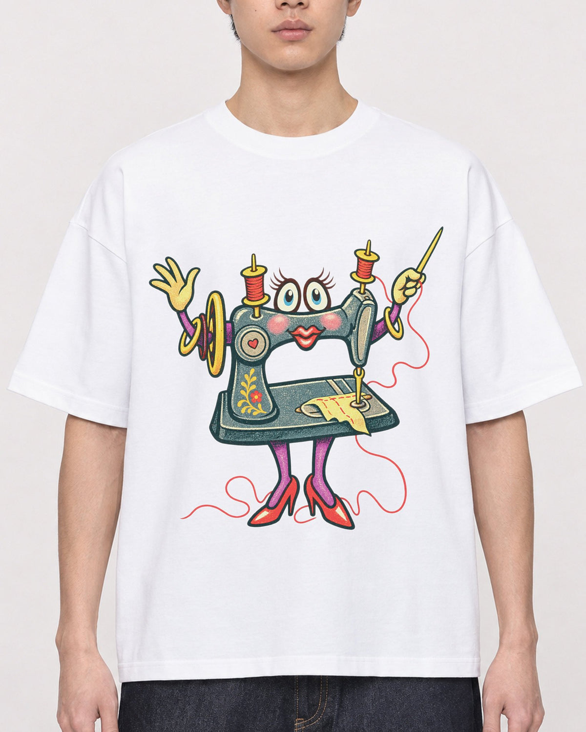 Mockup Boxy Heavyweight Tee White male close-up 01