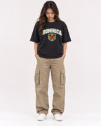 Mockup Boxy Heavyweight Tee Black female full-body 02