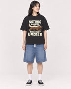 Mockup Boxy Heavyweight Tee Black female full-body 13