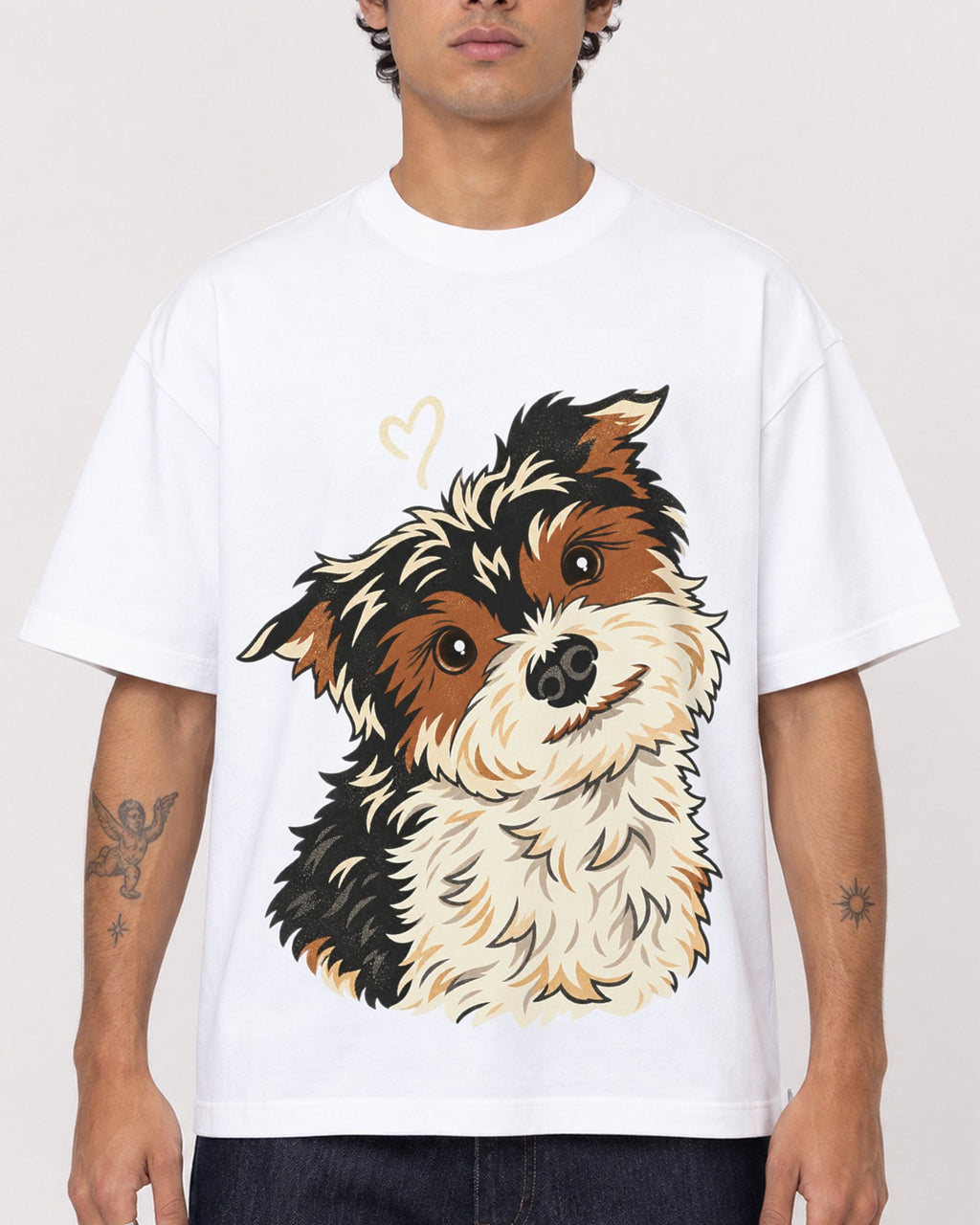 Mockup Boxy Heavyweight Tee White male close-up 06