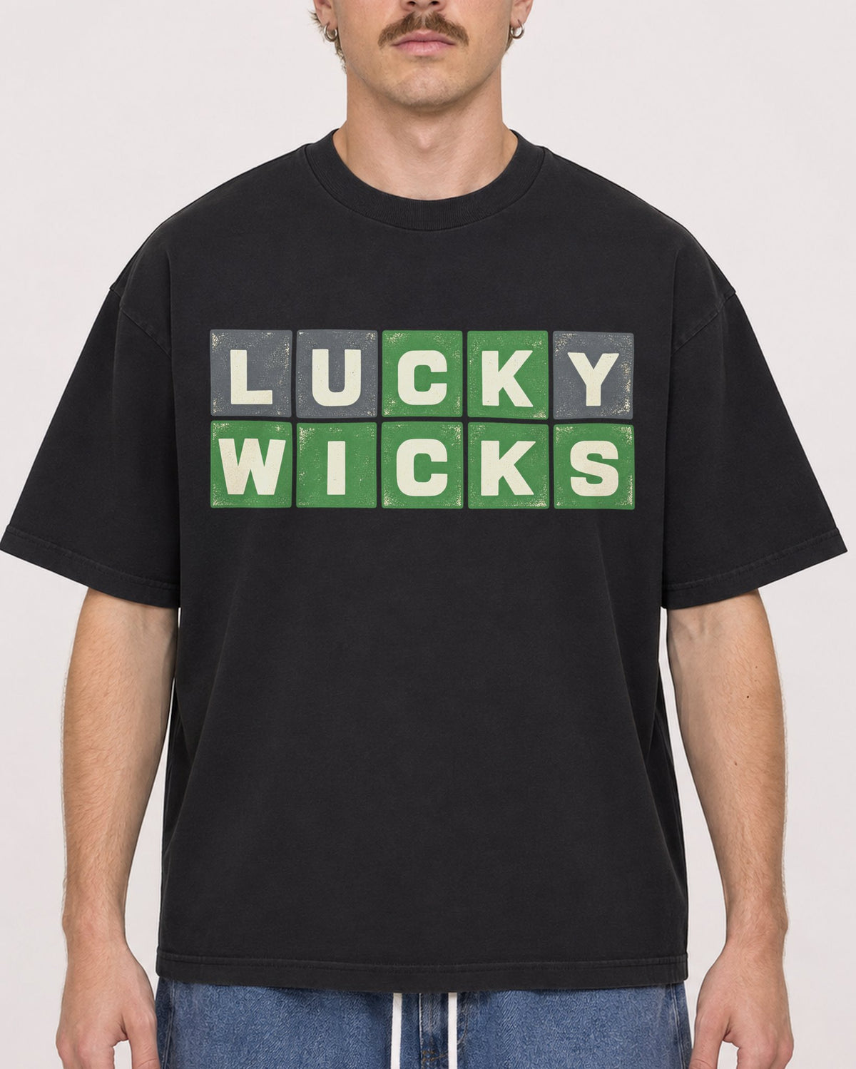 Mockup Boxy Heavyweight Tee Black male close-up 19