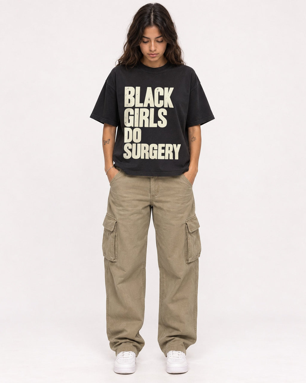 Mockup Boxy Heavyweight Tee Black female full-body 06