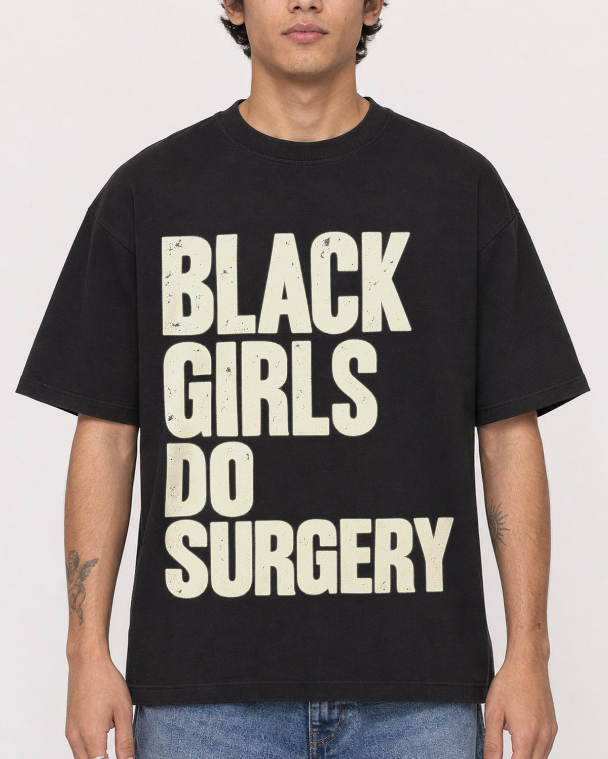Mockup Boxy Heavyweight Tee Black male close-up 06