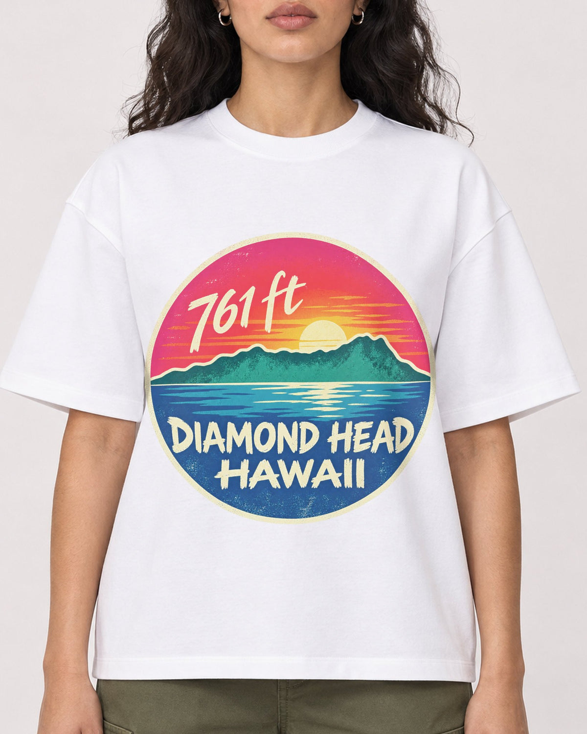 Mockup Boxy Heavyweight Tee White female close-up 07
