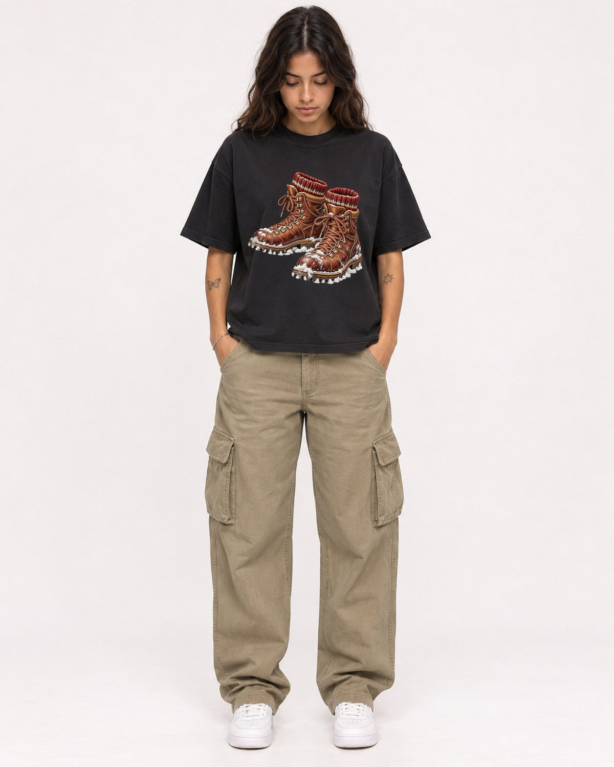 Mockup Boxy Heavyweight Tee Black female full-body 06