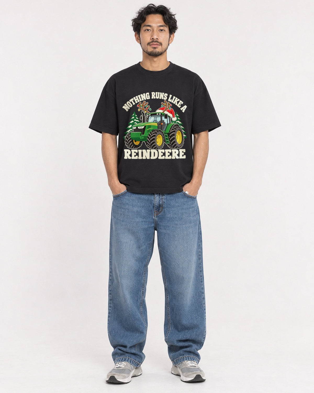 Mockup Boxy Heavyweight Tee Black male full-body 02