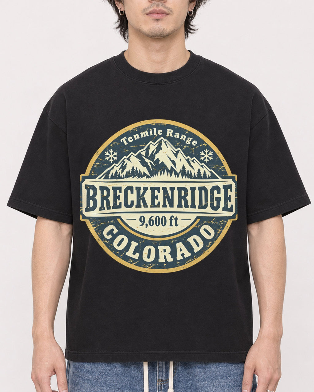 Mockup Boxy Heavyweight Tee Black male close-up 03