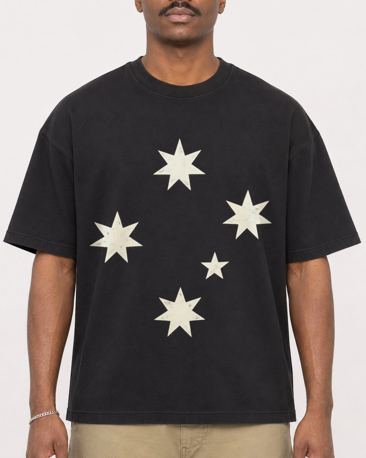 Mockup Boxy Heavyweight Tee Black male close-up 44