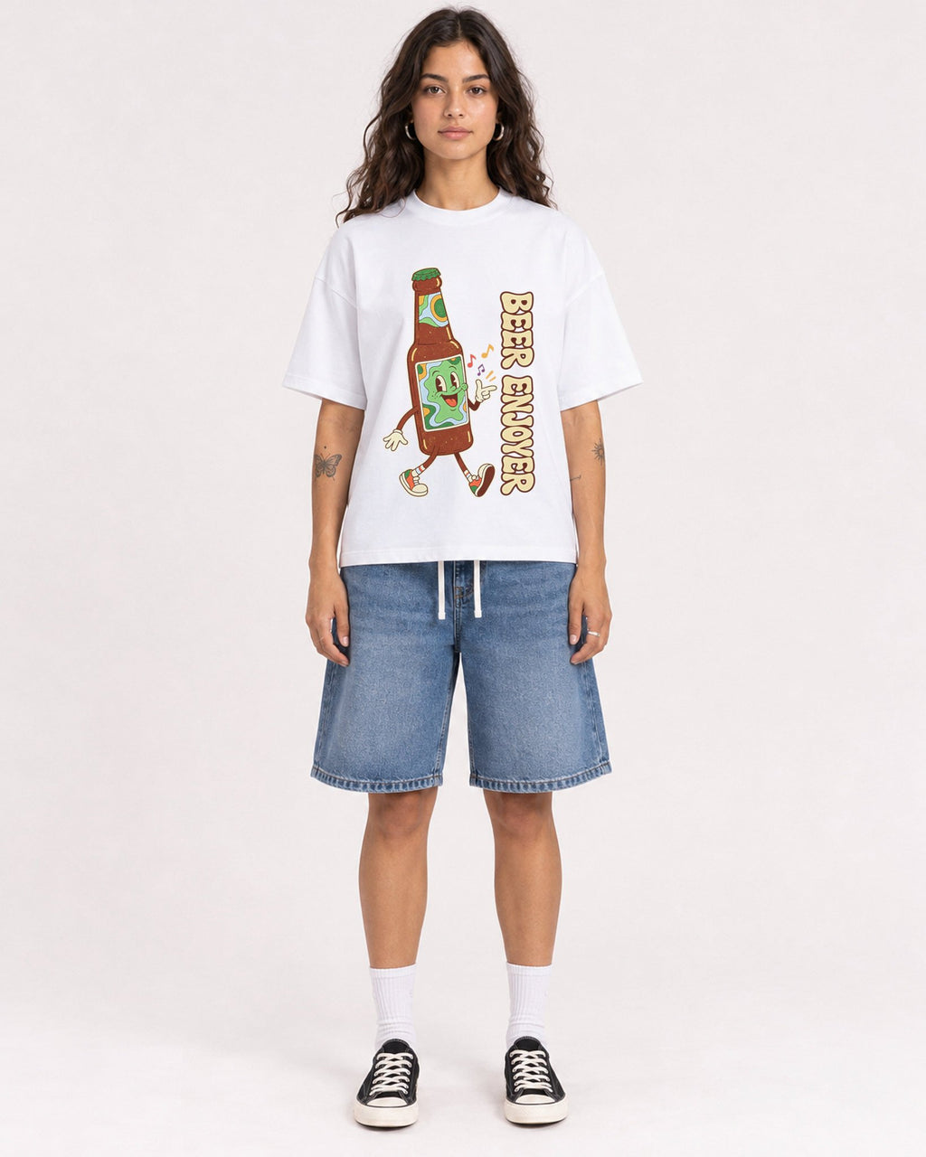 Mockup Boxy Heavyweight Tee White female full-body 06