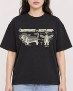 Mockup Boxy Heavyweight Tee Black female close-up 03