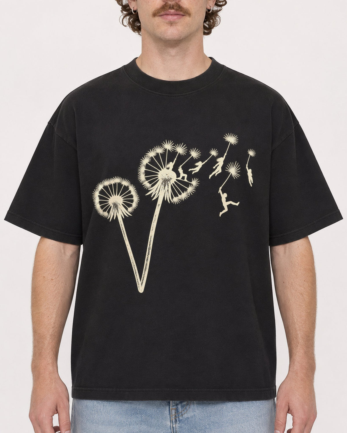 Mockup Boxy Heavyweight Tee Black male close-up 09