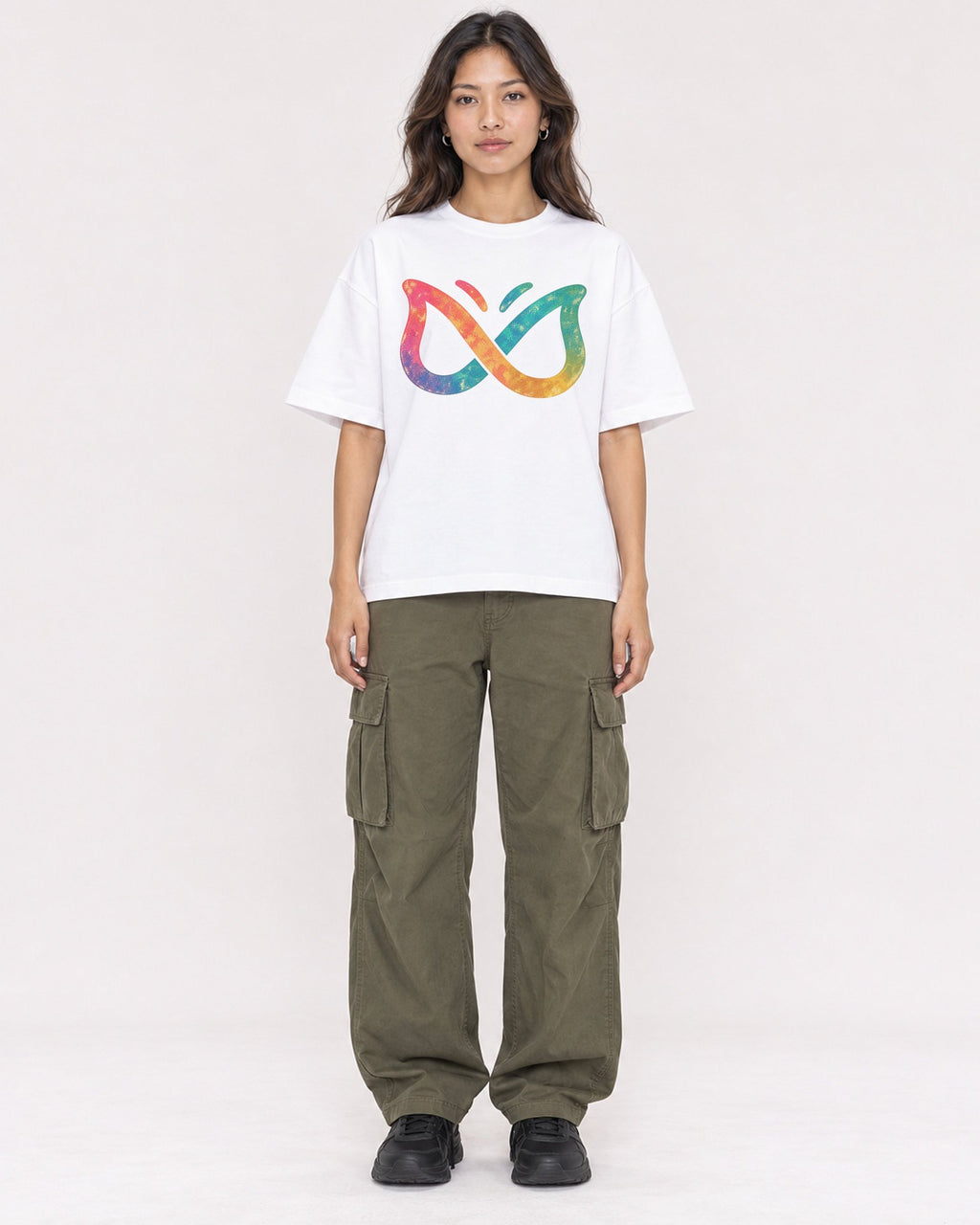 Mockup Boxy Heavyweight Tee White female full-body 02