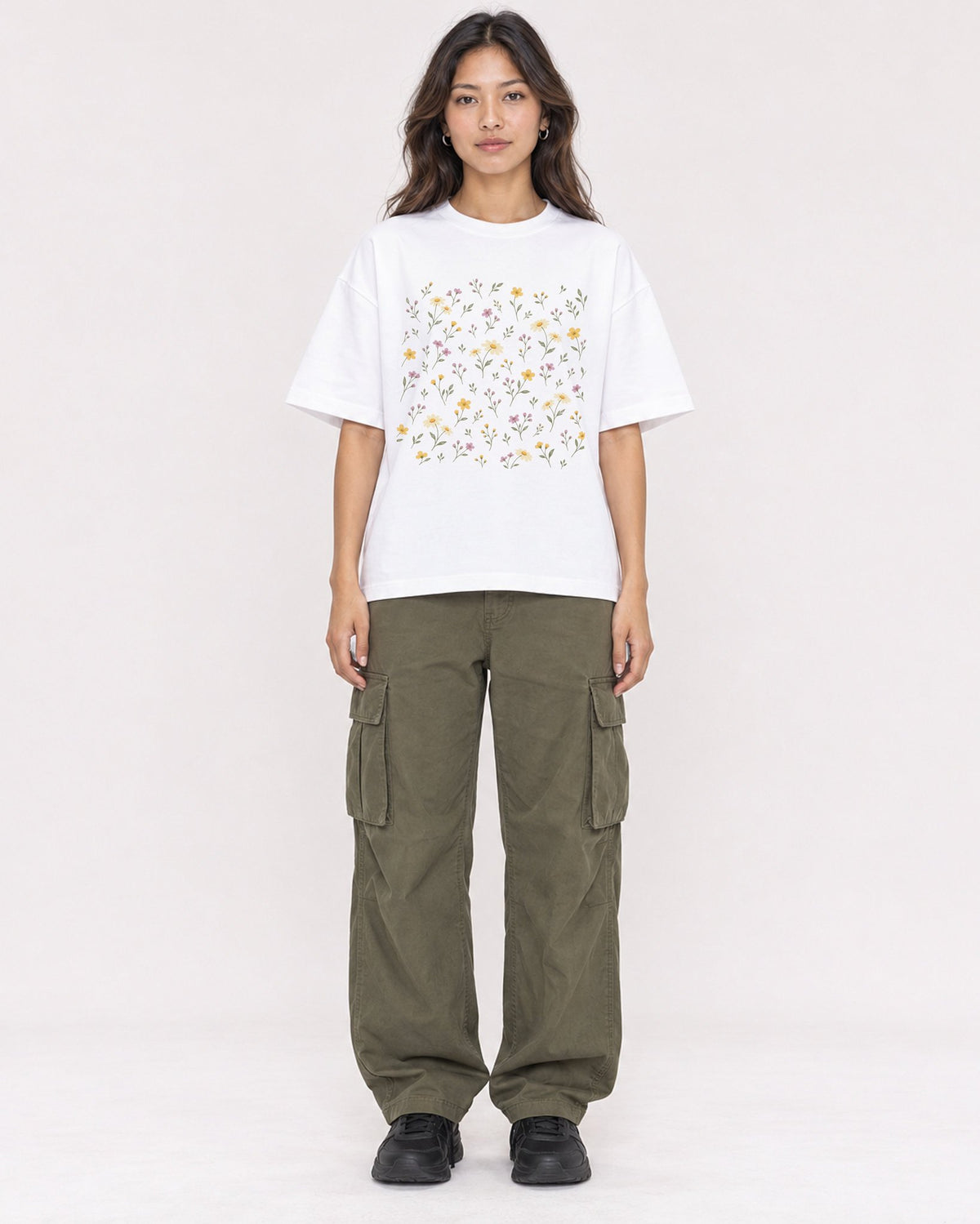 Mockup Boxy Heavyweight Tee White female full-body 02