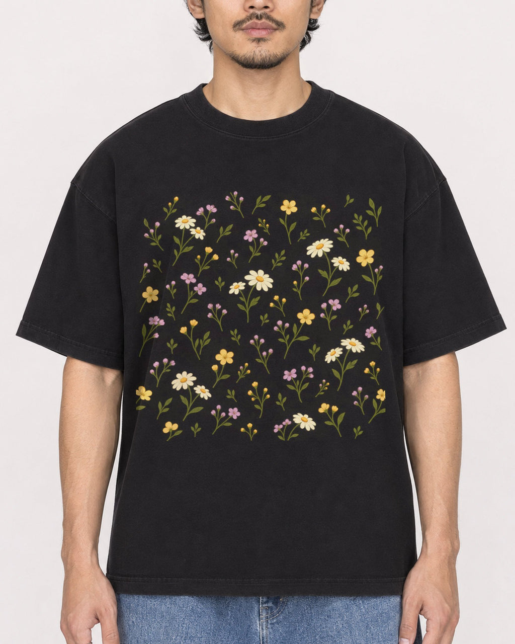 Mockup Boxy Heavyweight Tee Black male close-up 02