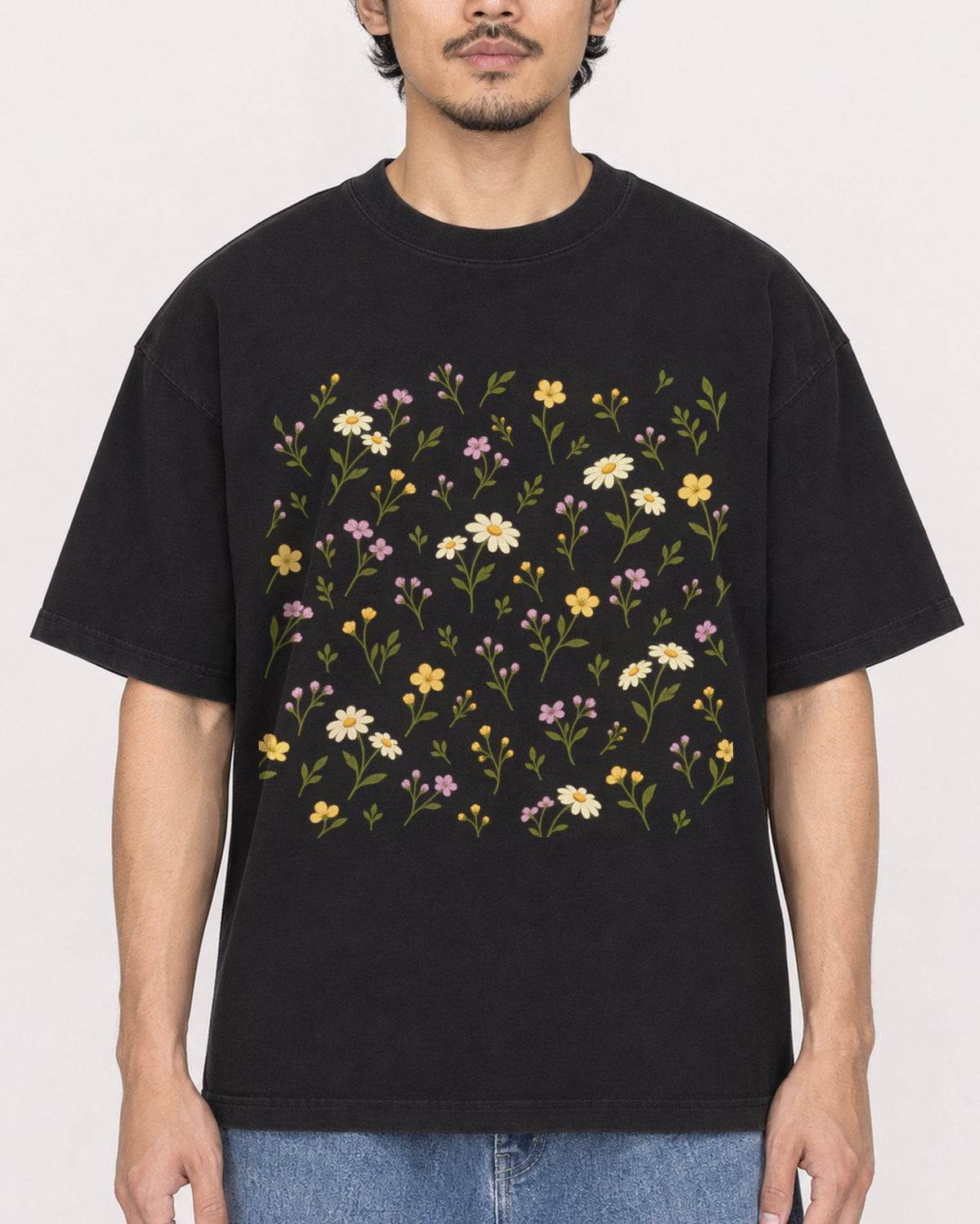 Mockup Boxy Heavyweight Tee Black male close-up 02
