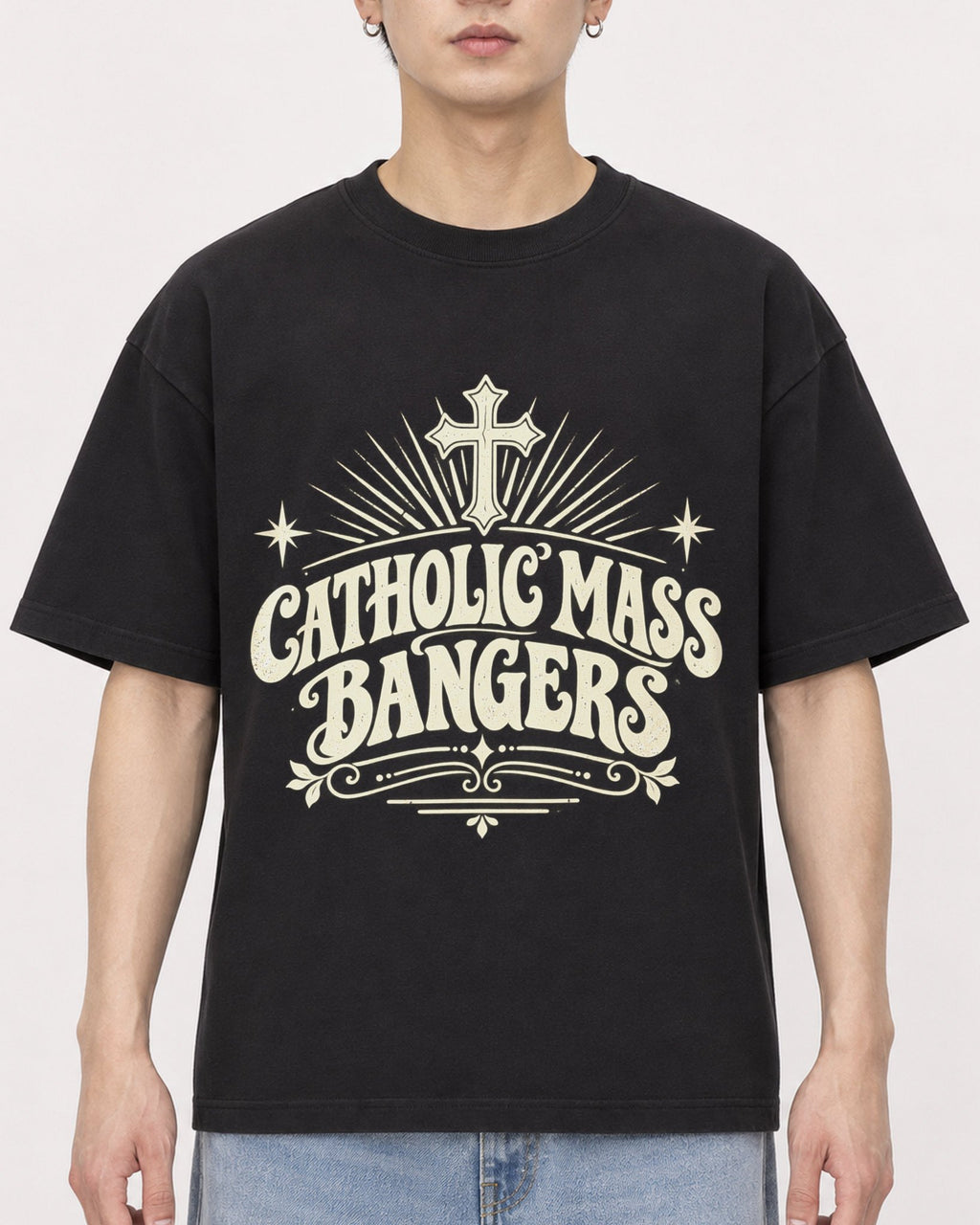Mockup Boxy Heavyweight Tee Black male close-up 01