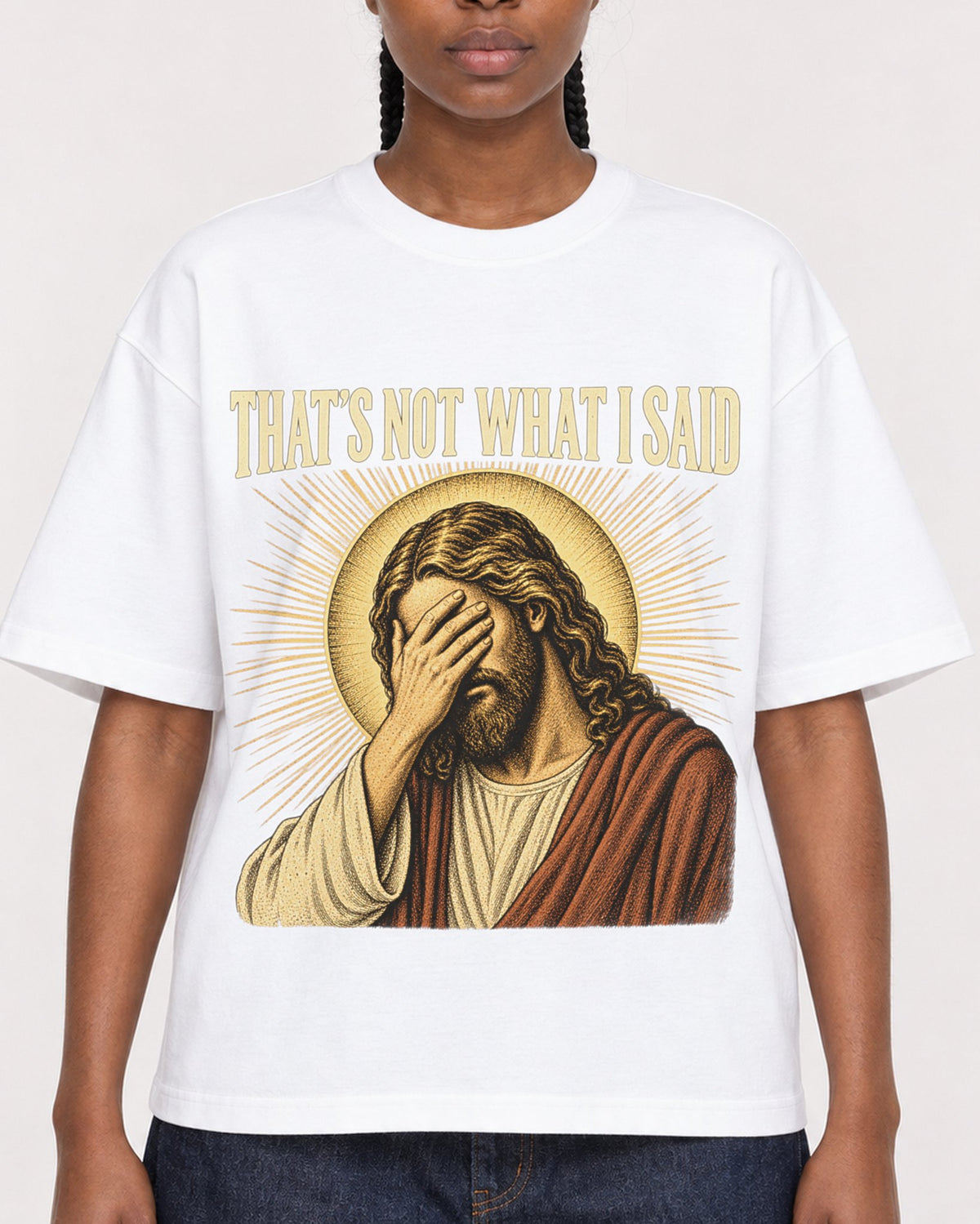 Mockup Boxy Heavyweight Tee White female close-up 44