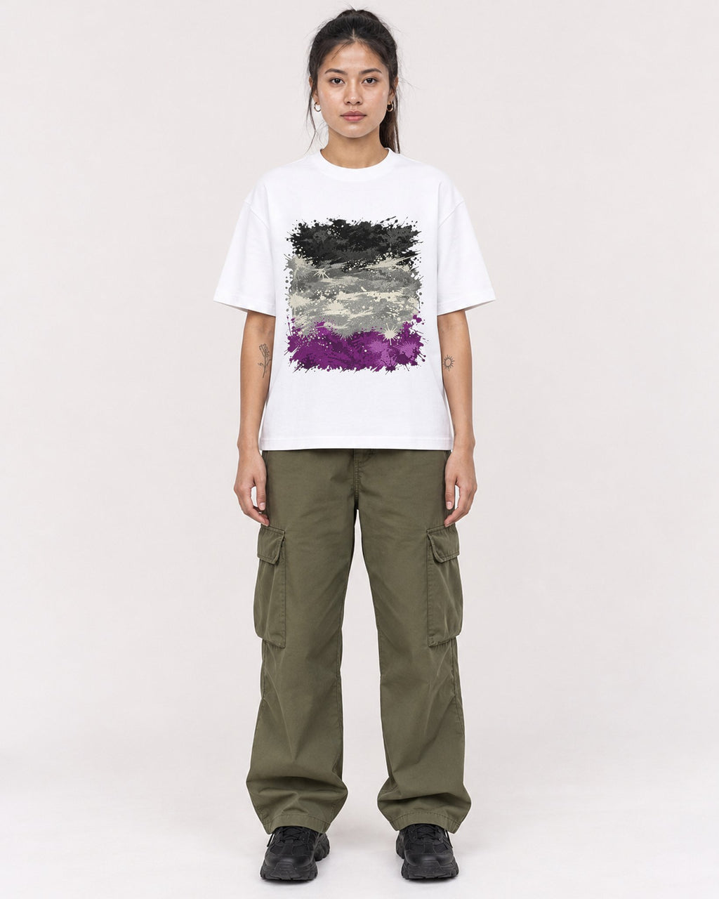 Mockup Boxy Heavyweight Tee White female full-body 42
