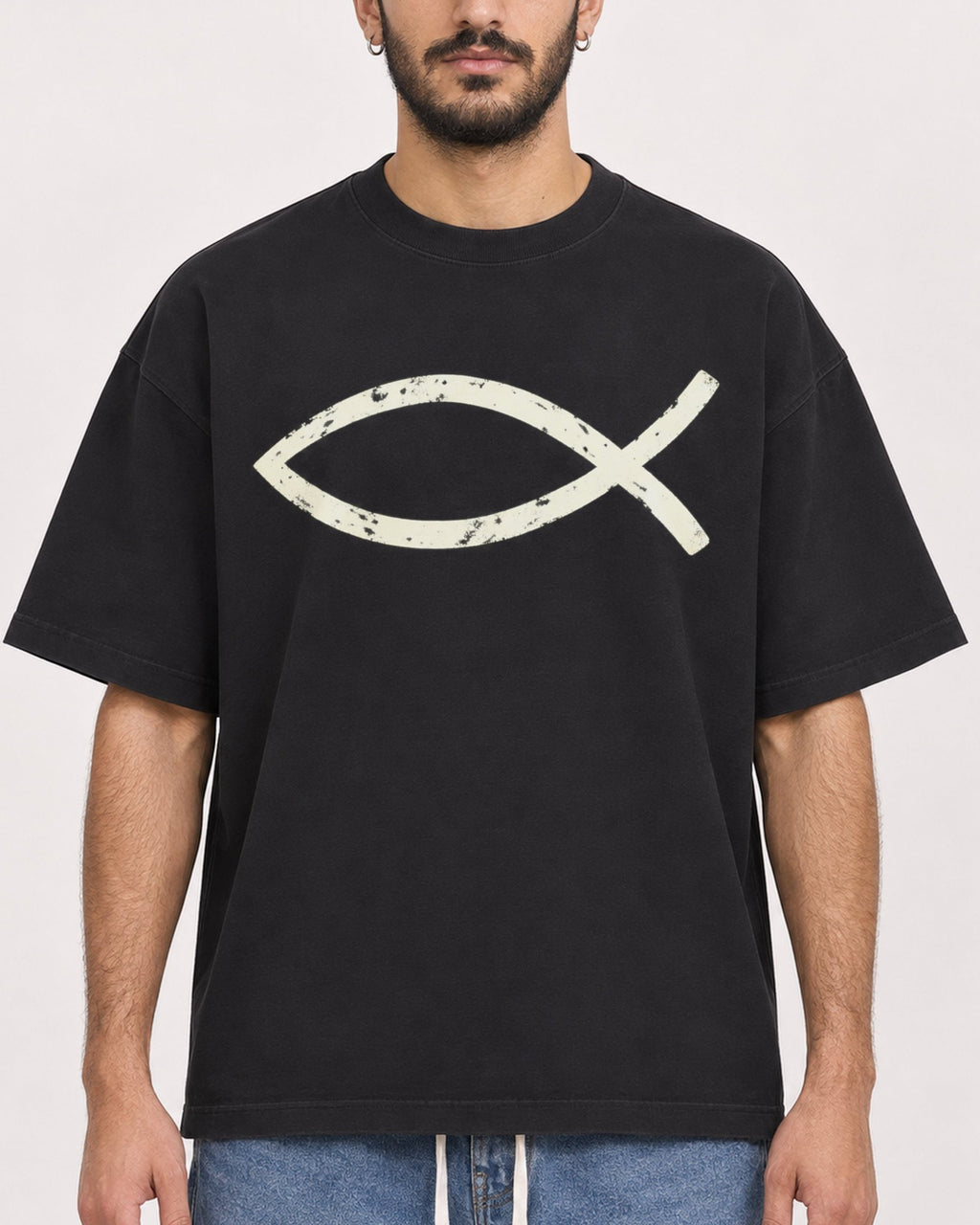 Mockup Boxy Heavyweight Tee Black male close-up 07