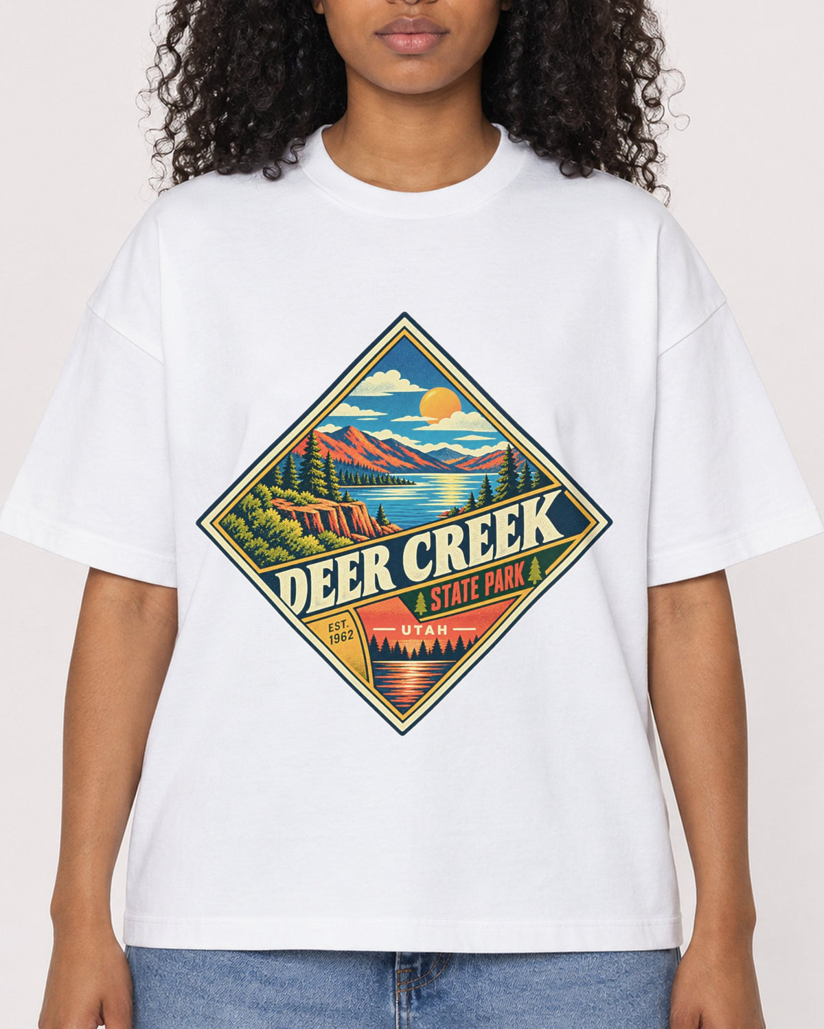 Mockup Boxy Heavyweight Tee White female close-up 05