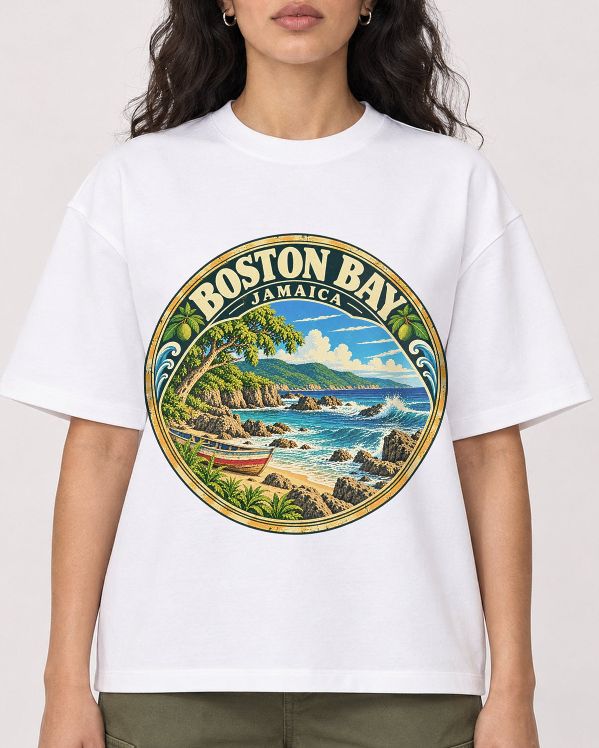 Mockup Boxy Heavyweight Tee White female close-up 07