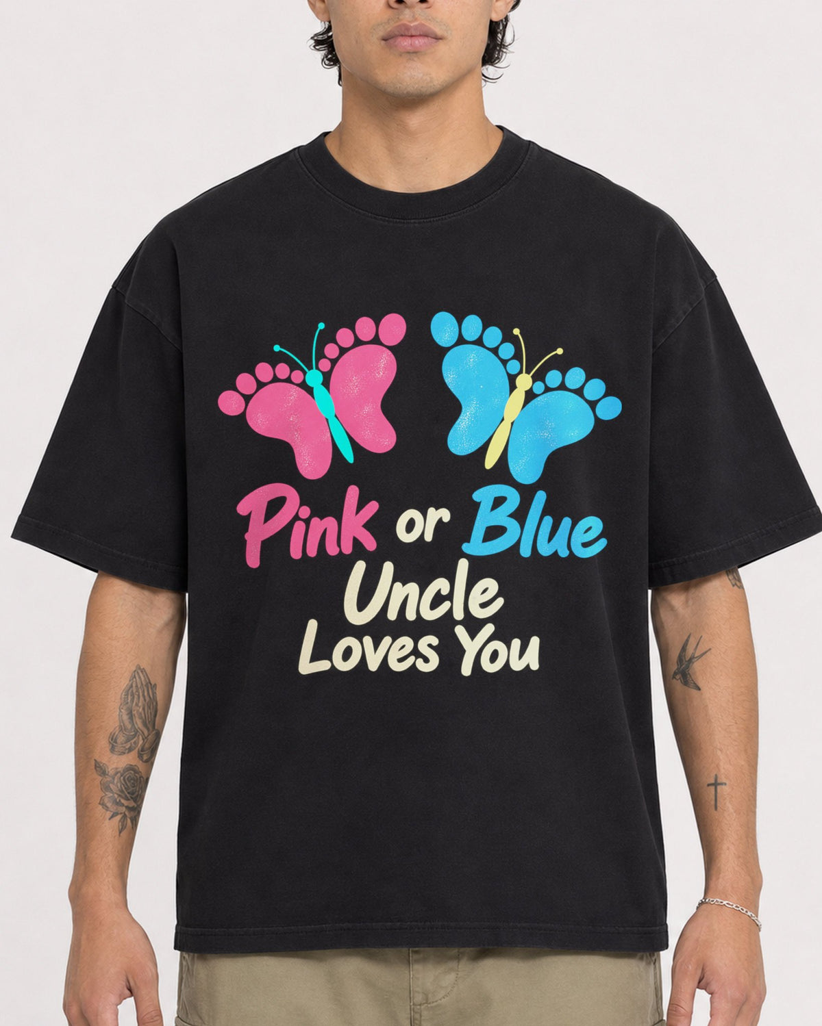 Mockup Boxy Heavyweight Tee Black male close-up 36