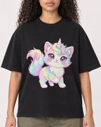 Mockup Boxy Heavyweight Tee Black female close-up 10