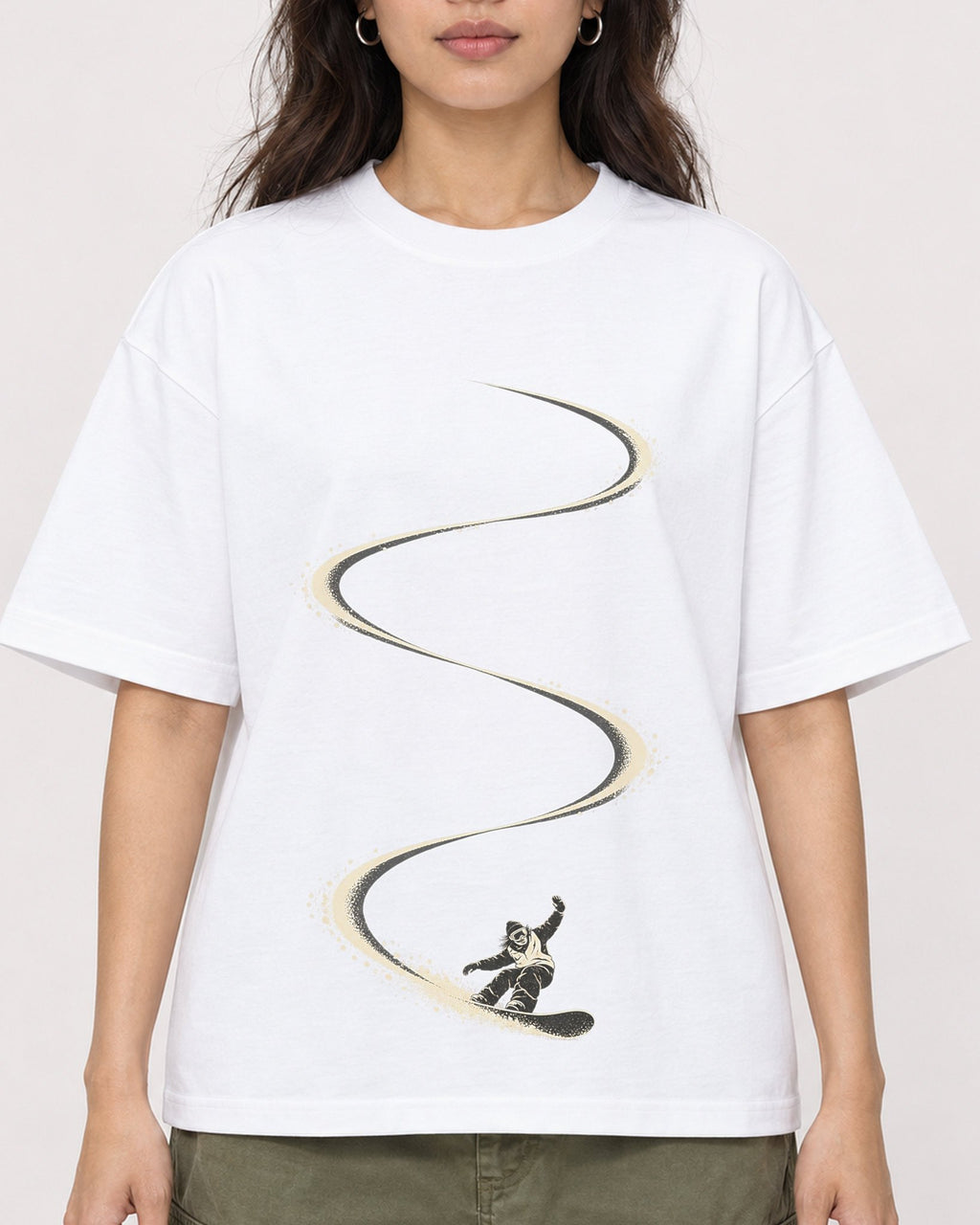Mockup Boxy Heavyweight Tee White female close-up 02