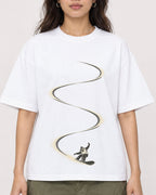 Mockup Boxy Heavyweight Tee White female close-up 02