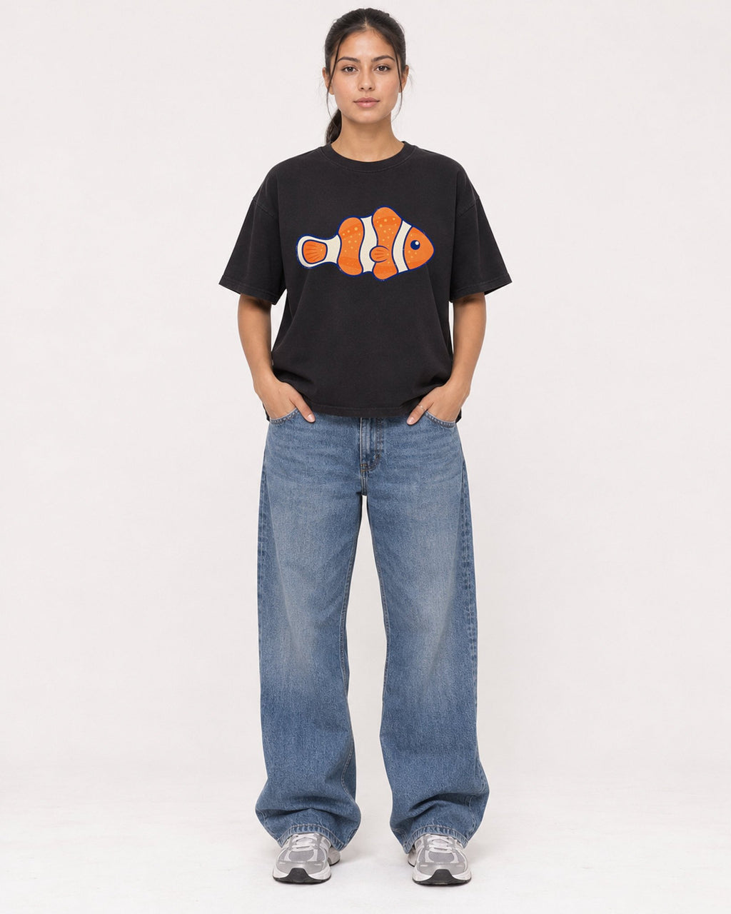 Mockup Boxy Heavyweight Tee Black female full-body 16