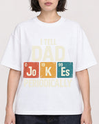 Mockup Boxy Heavyweight Tee White female close-up 39