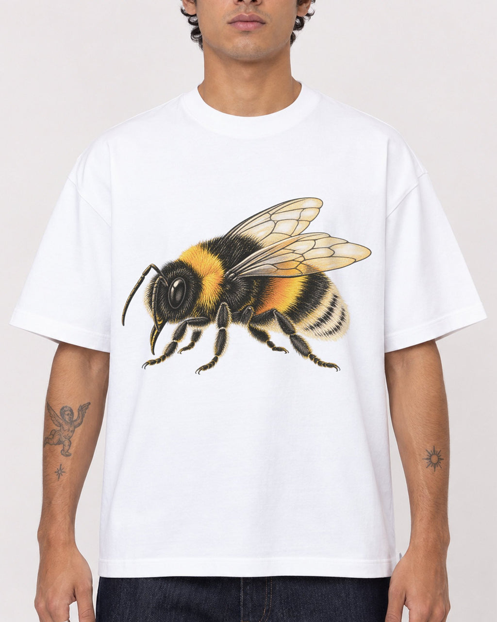 Mockup Boxy Heavyweight Tee White male close-up 06