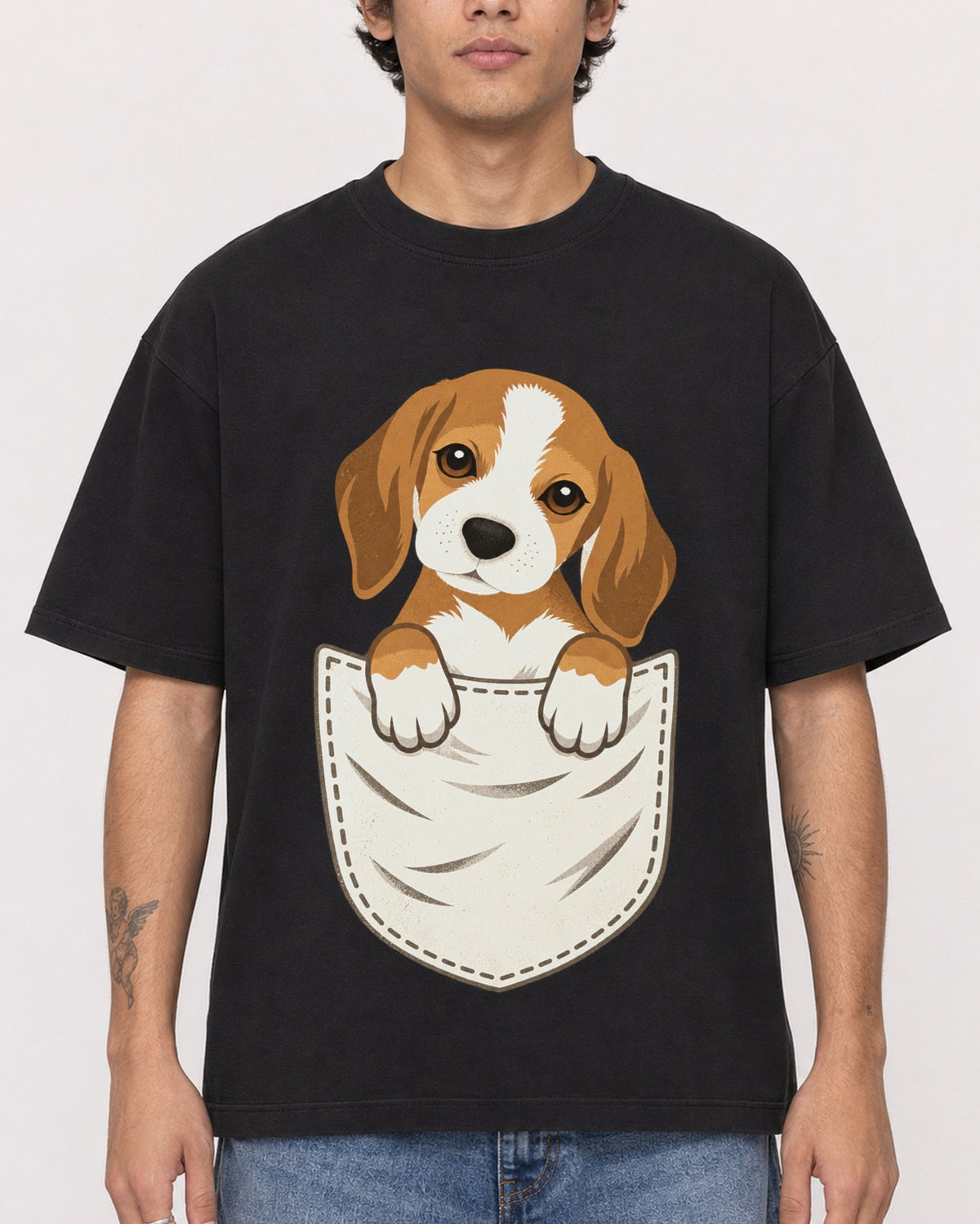 Mockup Boxy Heavyweight Tee Black male close-up 06