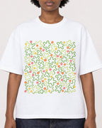 Mockup Boxy Heavyweight Tee White female close-up 14
