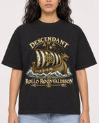 Mockup Boxy Heavyweight Tee Black female close-up 07