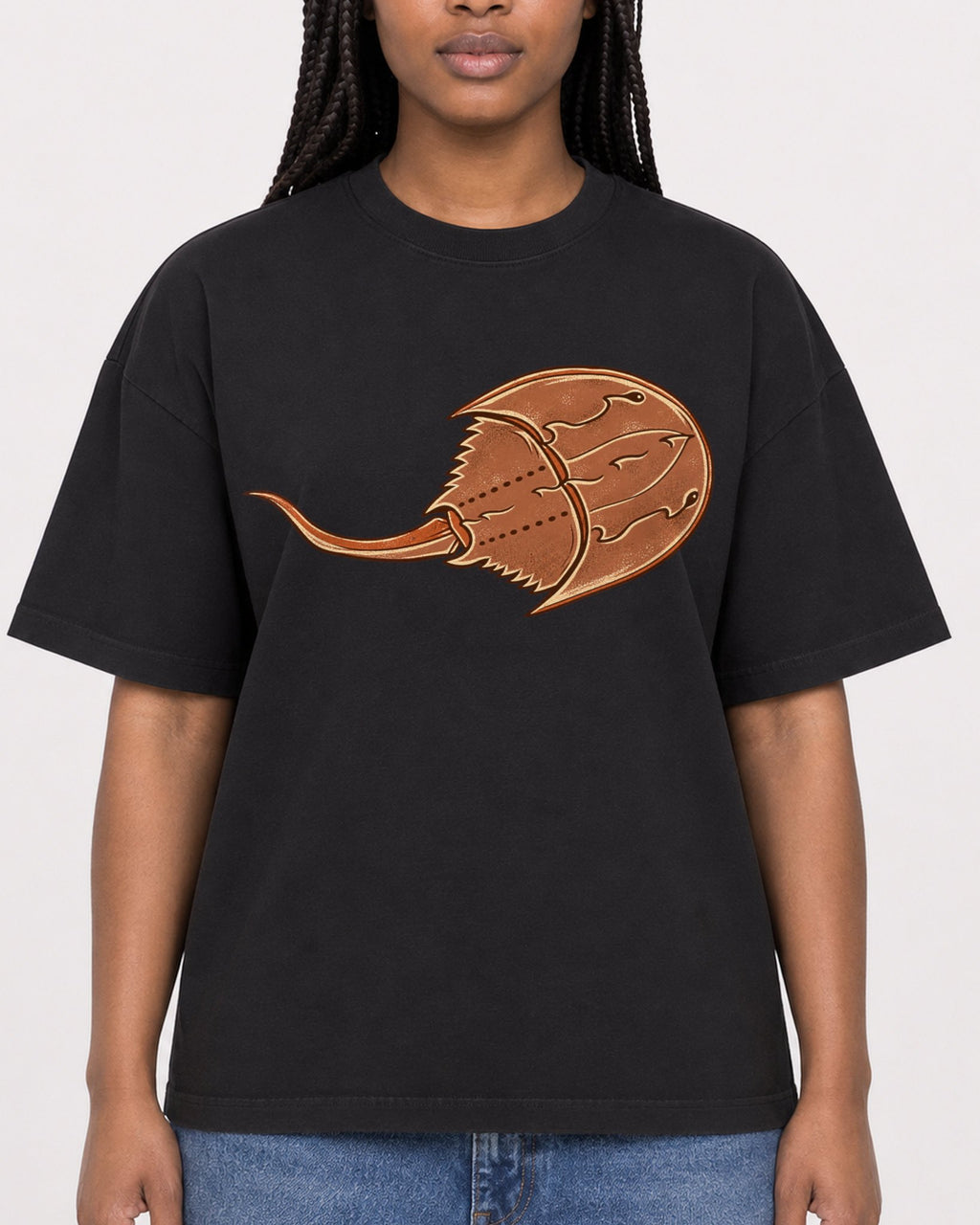Mockup Boxy Heavyweight Tee Black female close-up 04
