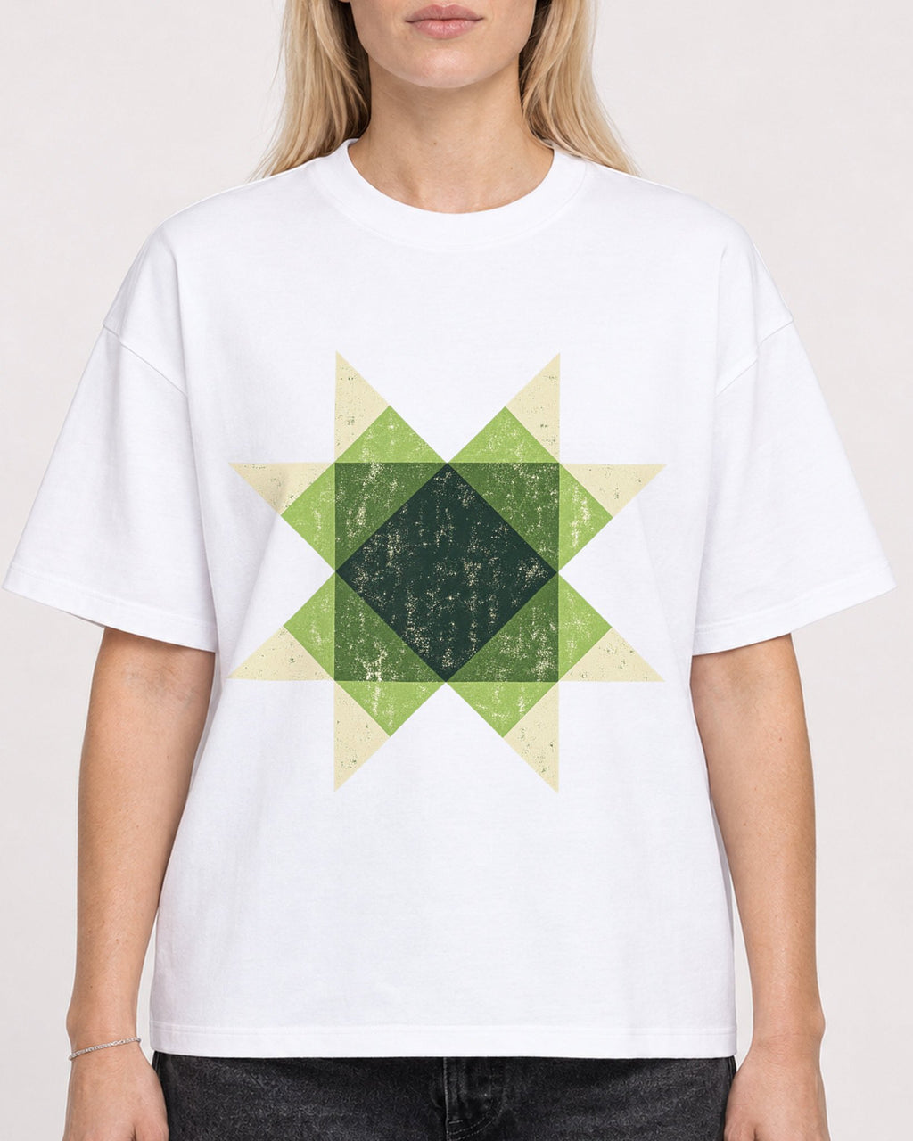 Mockup Boxy Heavyweight Tee White female close-up 08