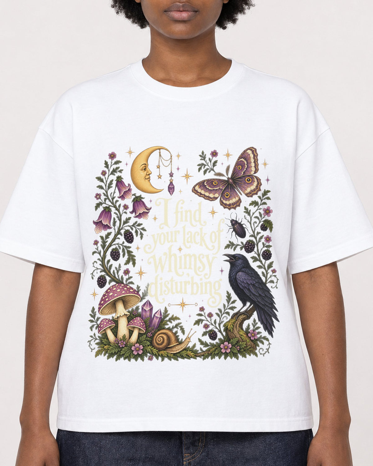 Mockup Boxy Heavyweight Tee White female close-up 14